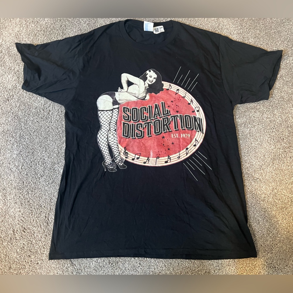 Social Distortion T-shirt - Picture 2 of 4